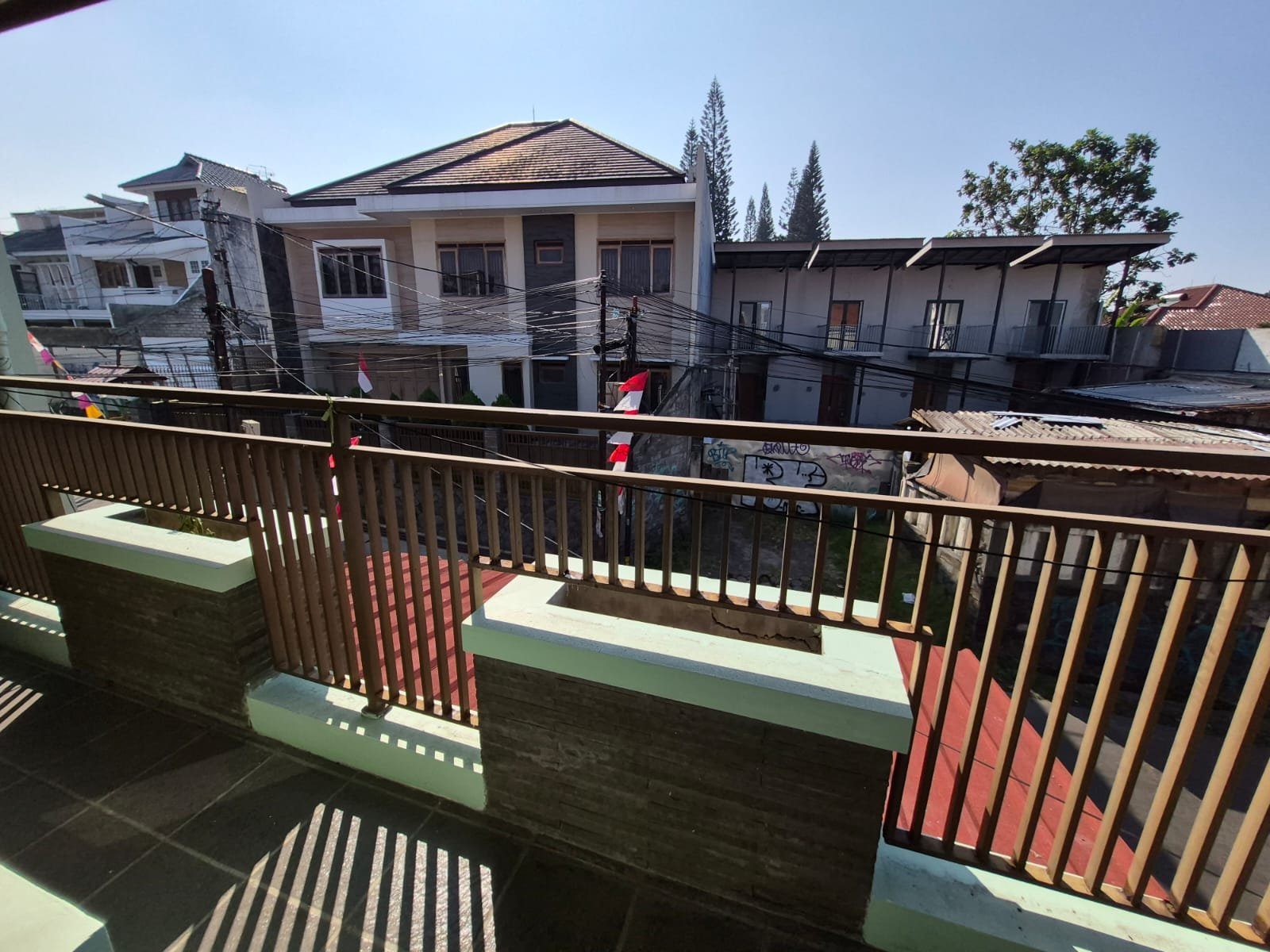 Tampak depan