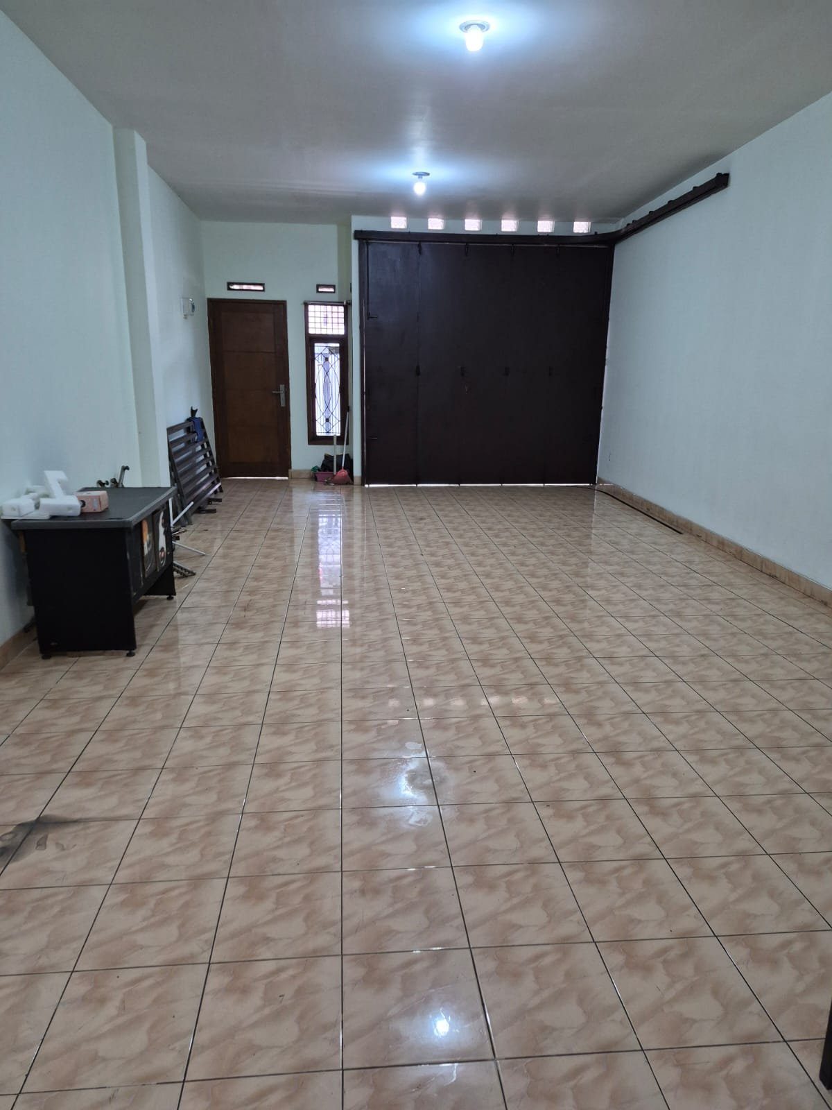 Tampak depan